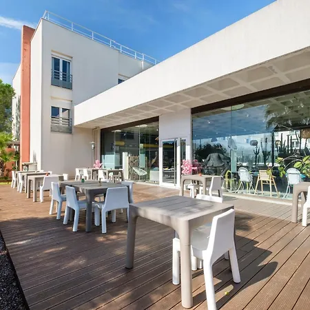Comfort Le Maestria Hotel