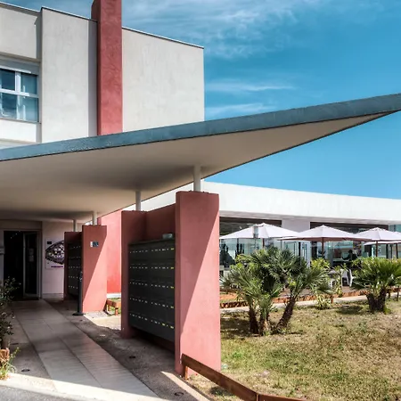 호텔 Comfort Le Maestria 3*