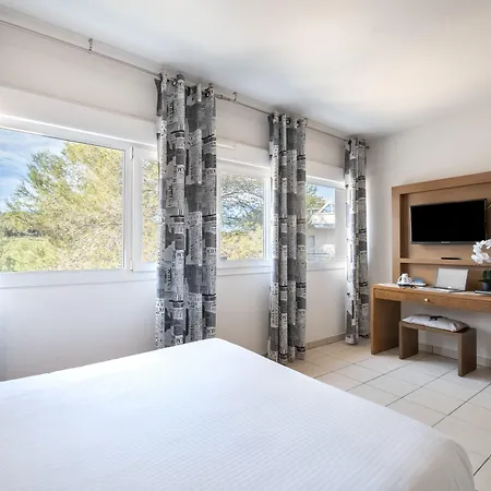 Comfort Le Maestria