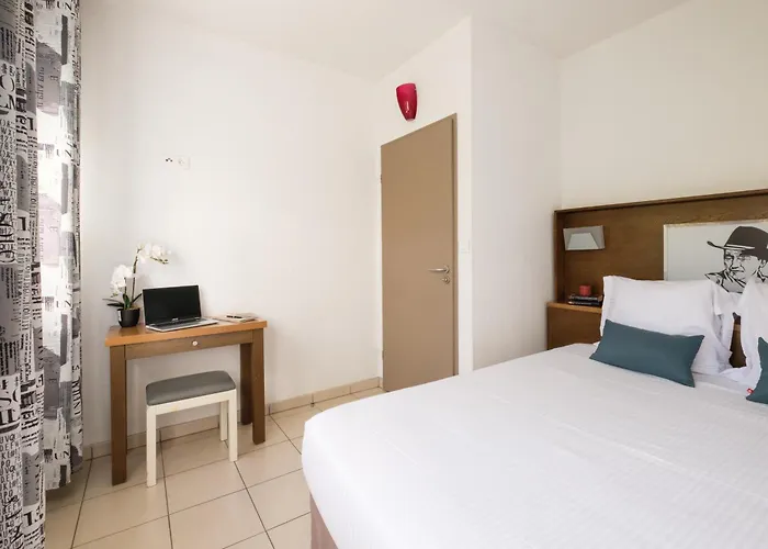 Comfort Le Maestria Szálloda Antibes