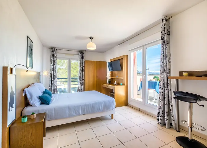 Comfort Le Maestria 3* Антиб