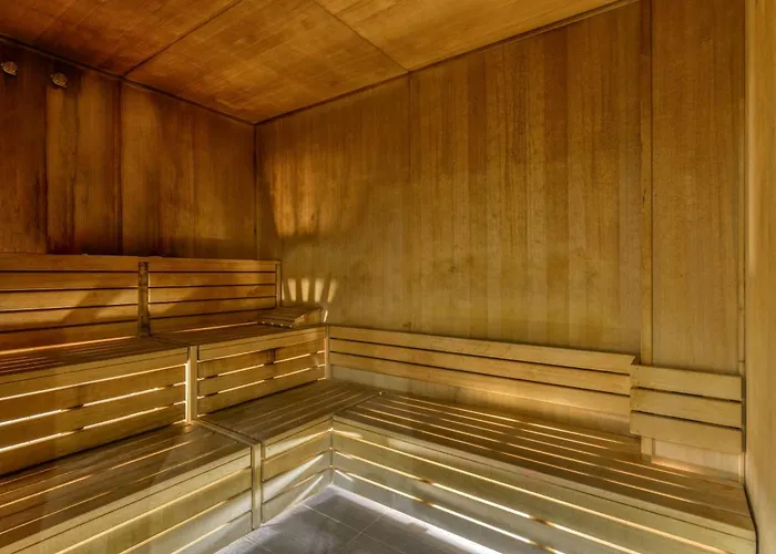 Отель Comfort Le Maestria 3*