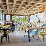 Comfort Le Maestria Hotel