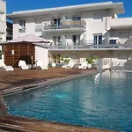 Comfort Le Maestria 3* 앙티브