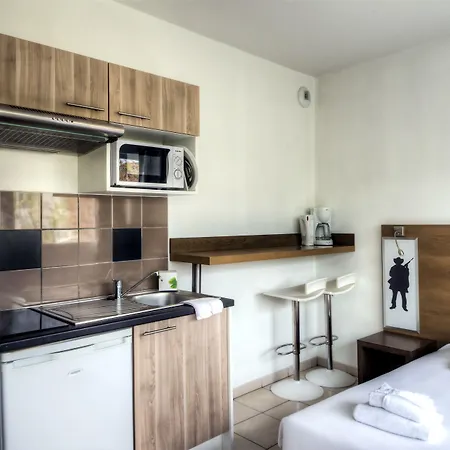 Zenitude Hôtel-résidences Le Maestria 3*