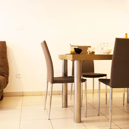 Zenitude Hôtel-résidences Le Maestria 3*