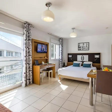 Comfort Le Maestria 3* 앙티브