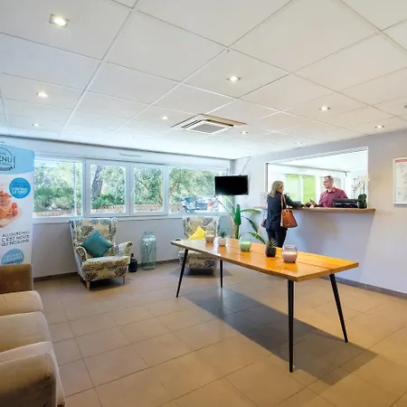 Apartmanhotel Comfort Le Maestria