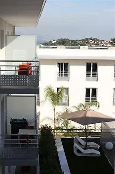 Comfort Le Maestria Apartmanhotel