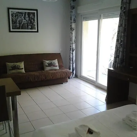 Comfort Le Maestria Apartmanhotel 3*