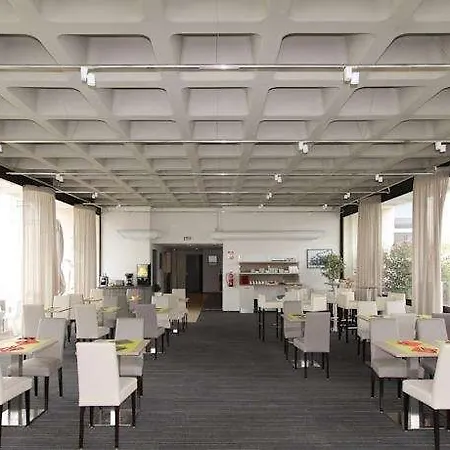 מלון דירות Comfort Le Maestria 3*