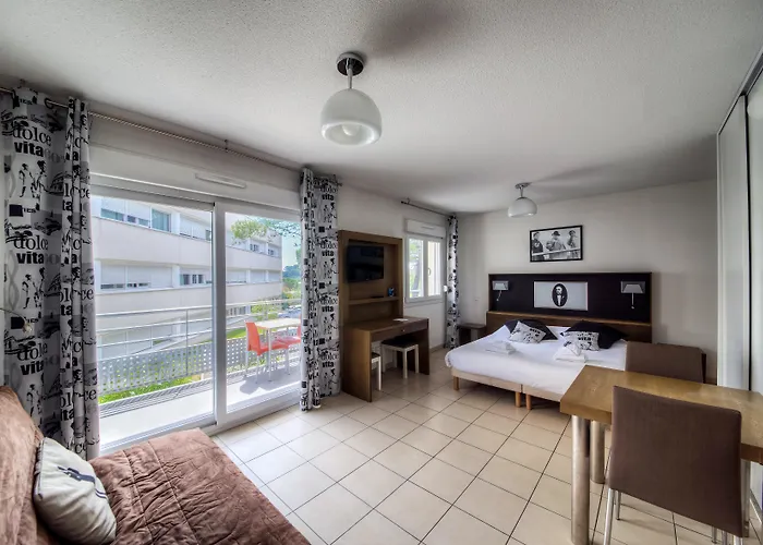 Hotell Comfort Le Maestria